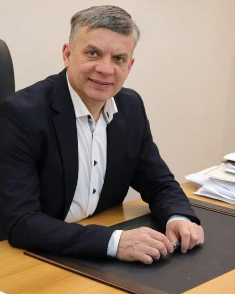 Вітання з Новим 2023 роком від генерального директора Львівського Палацу мистецтв Юрія Візняка!