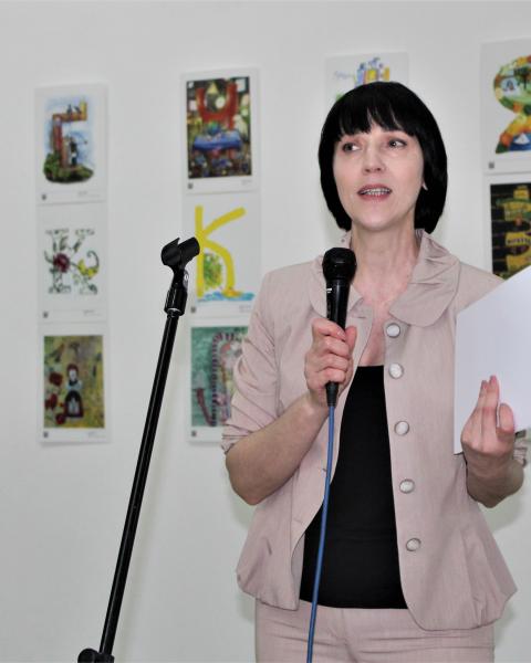 Міжнародна вистава “Малюємо УКРАЇНСЬКОЮ. Абетка” – відкрито у Львові