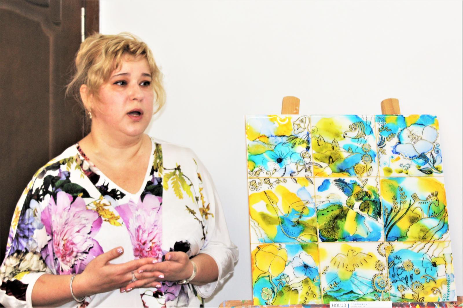 У Львівському Палаці  мистецтв відкрита арт виставка "Рефлексії кольору війни"